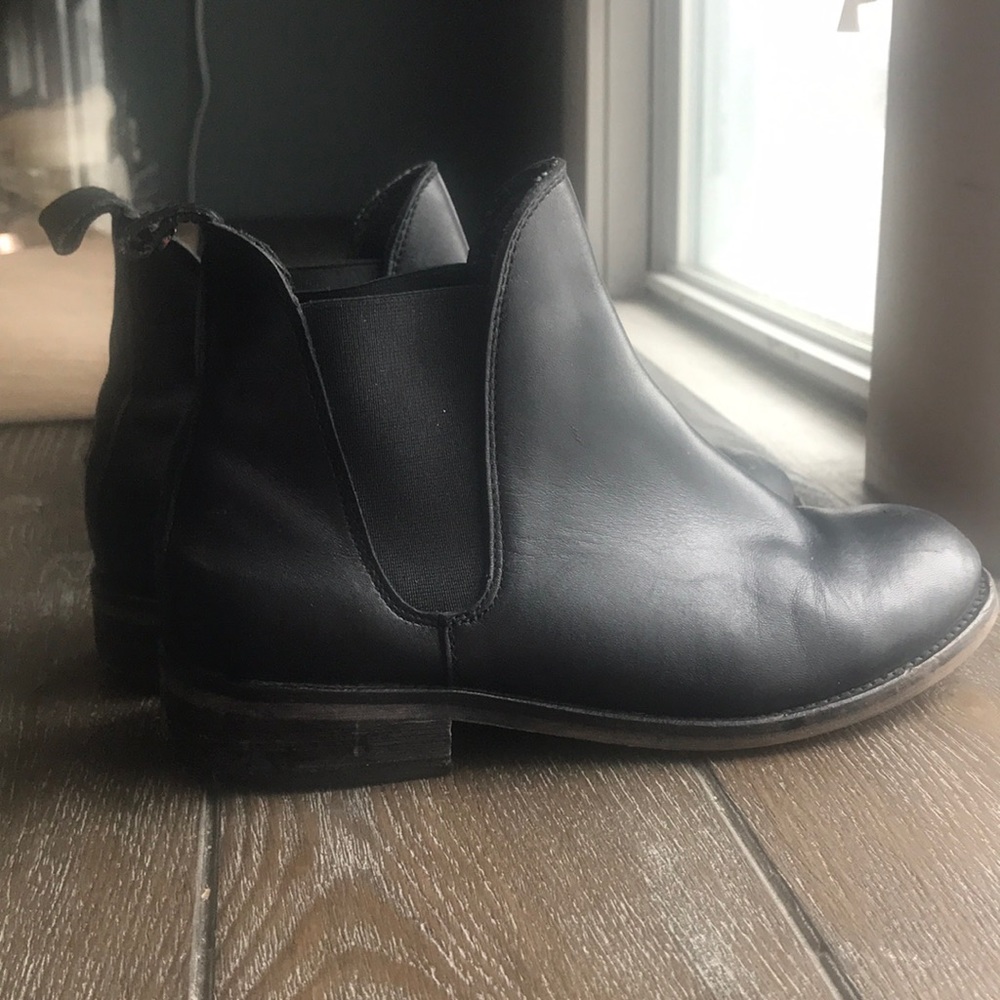 Treasure & Bond black Chelsea leather boots